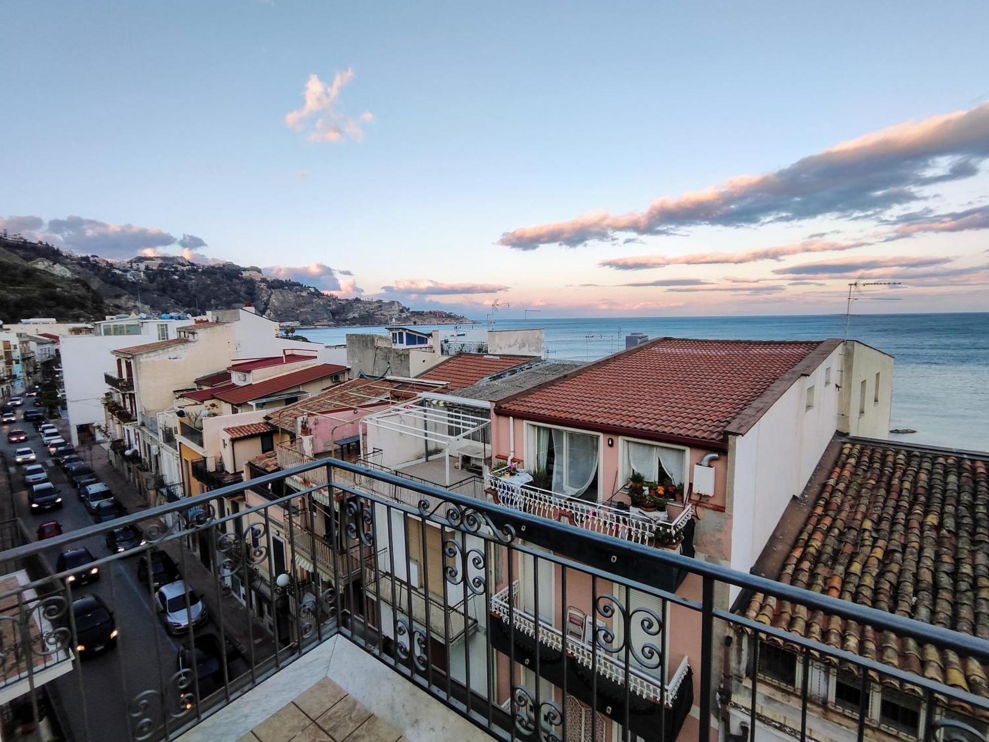 Etnapartment 4 Giardini Naxos Esterno foto