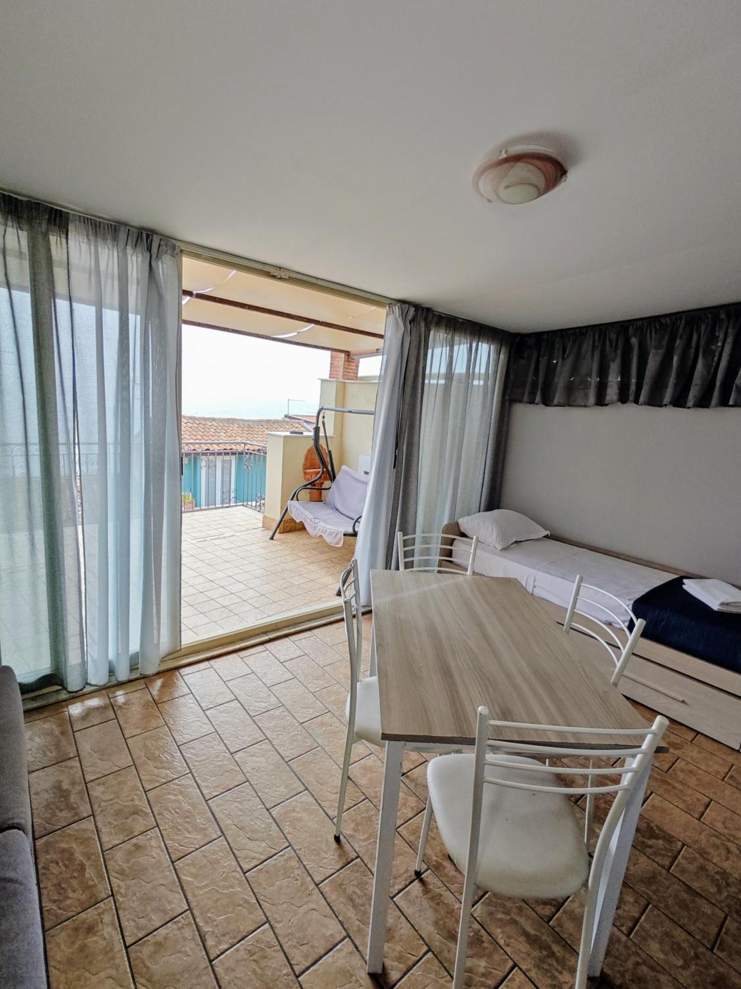 Etnapartment 4 Giardini Naxos Esterno foto